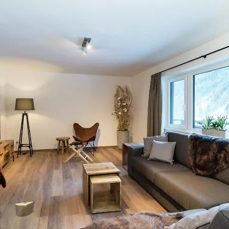 Charming Chalet With Sauna In Saalbach Hinterglemm * Saalbach-Hinterglemm